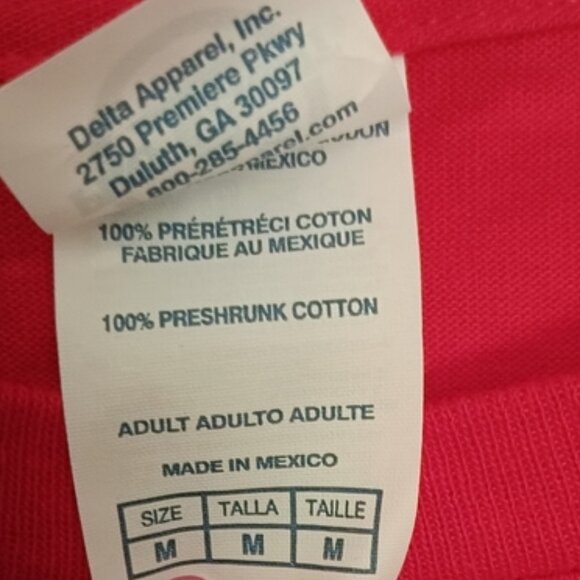 M🏒Montreal Canadiens Retro Red Graphic Adult Unisex Tee T-shirt - Picture 5 of 6